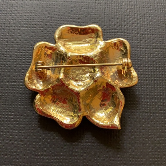 1930s Brooch to Adore❤️ — SALE🛍️ - Picture 2 of 4